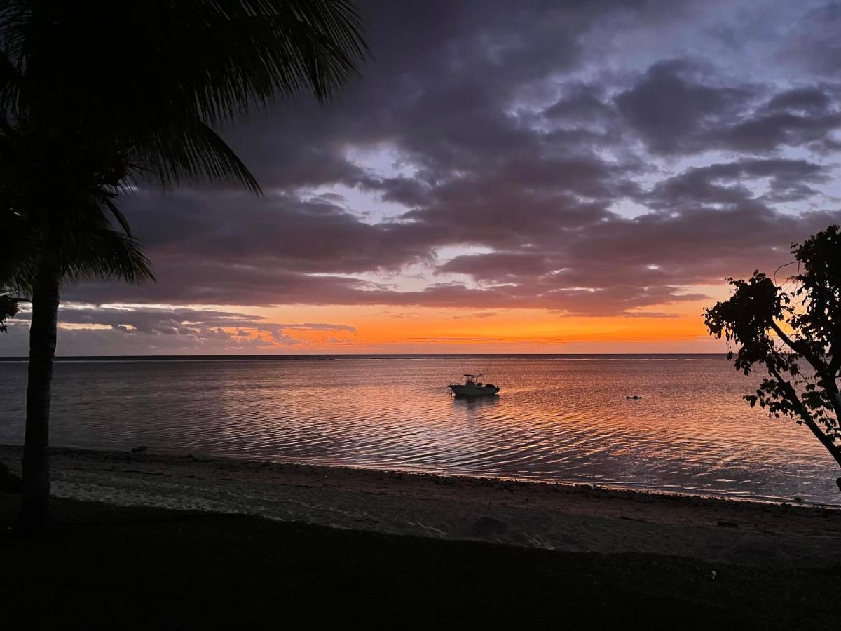 Cap Ouest Beachfront Luxury Penthouse & Apartment Flic en Flac Luaran gambar