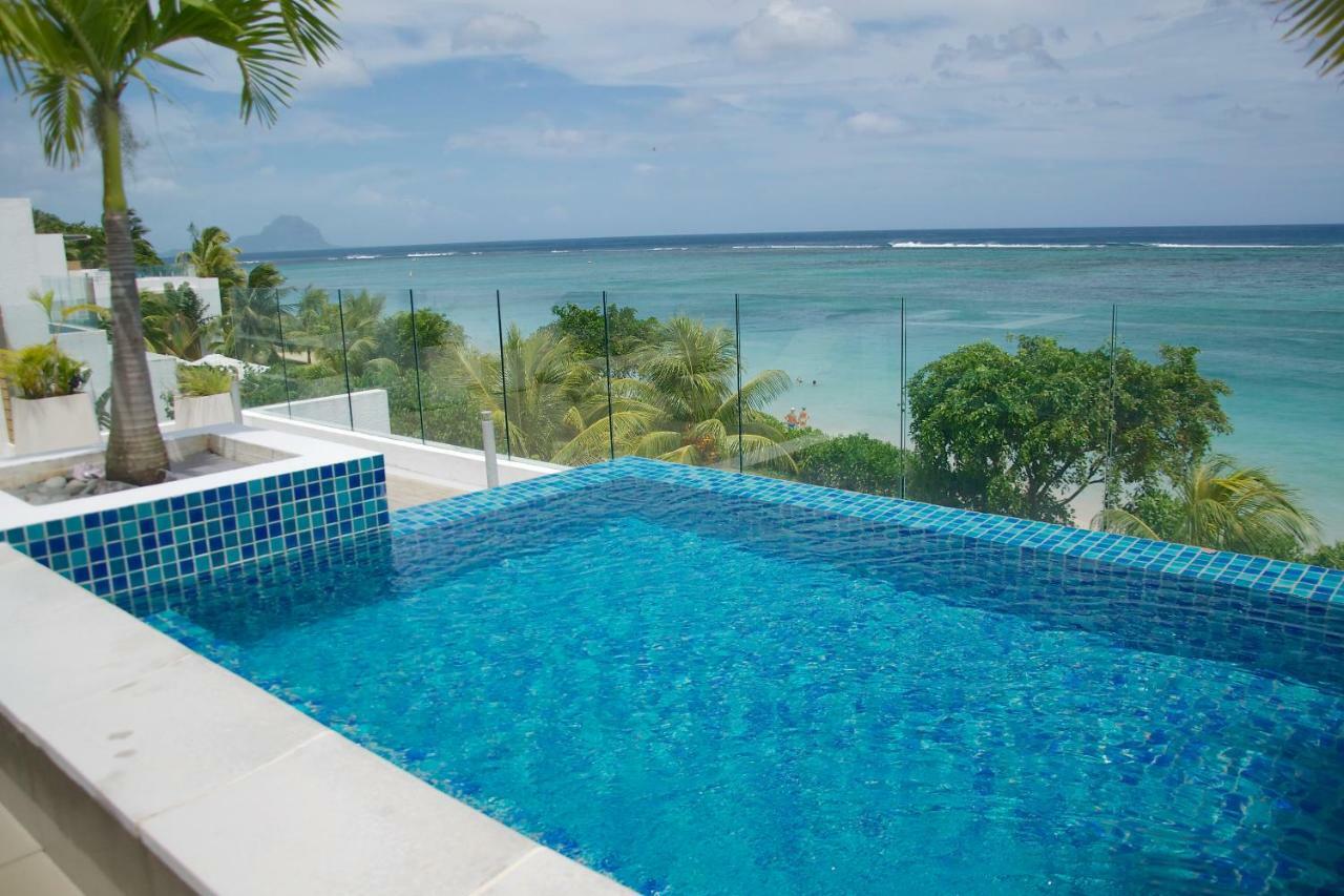 Cap Ouest Beachfront Luxury Penthouse & Apartment Flic en Flac Luaran gambar